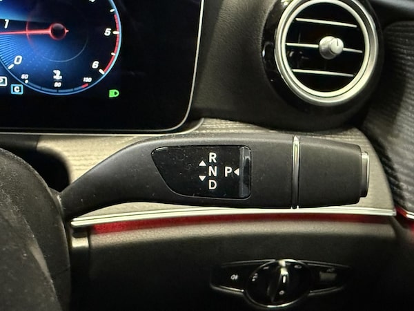 Used Mercedes-Benz E-Class 2022 for sale - 75585804: Photo 41