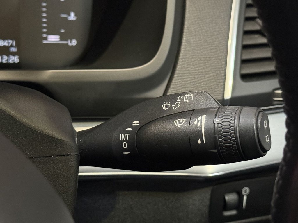 Used Volvo XC90 2017 for sale - 77172062: Photo 41