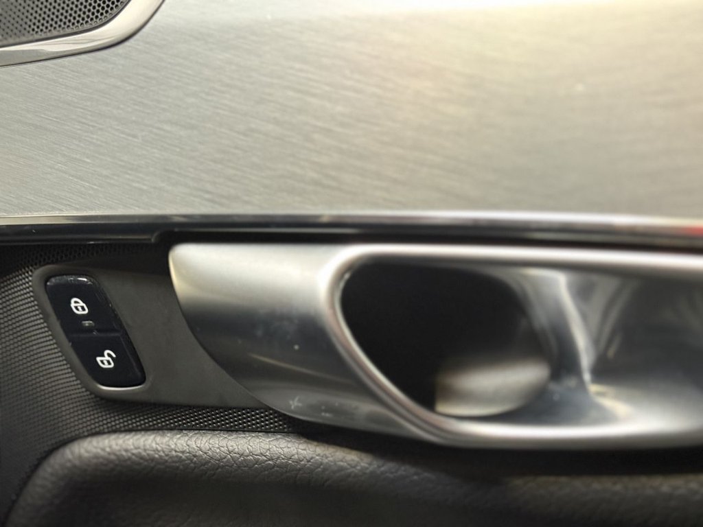 Used Volvo XC90 2017 for sale - 77172062: Photo 47