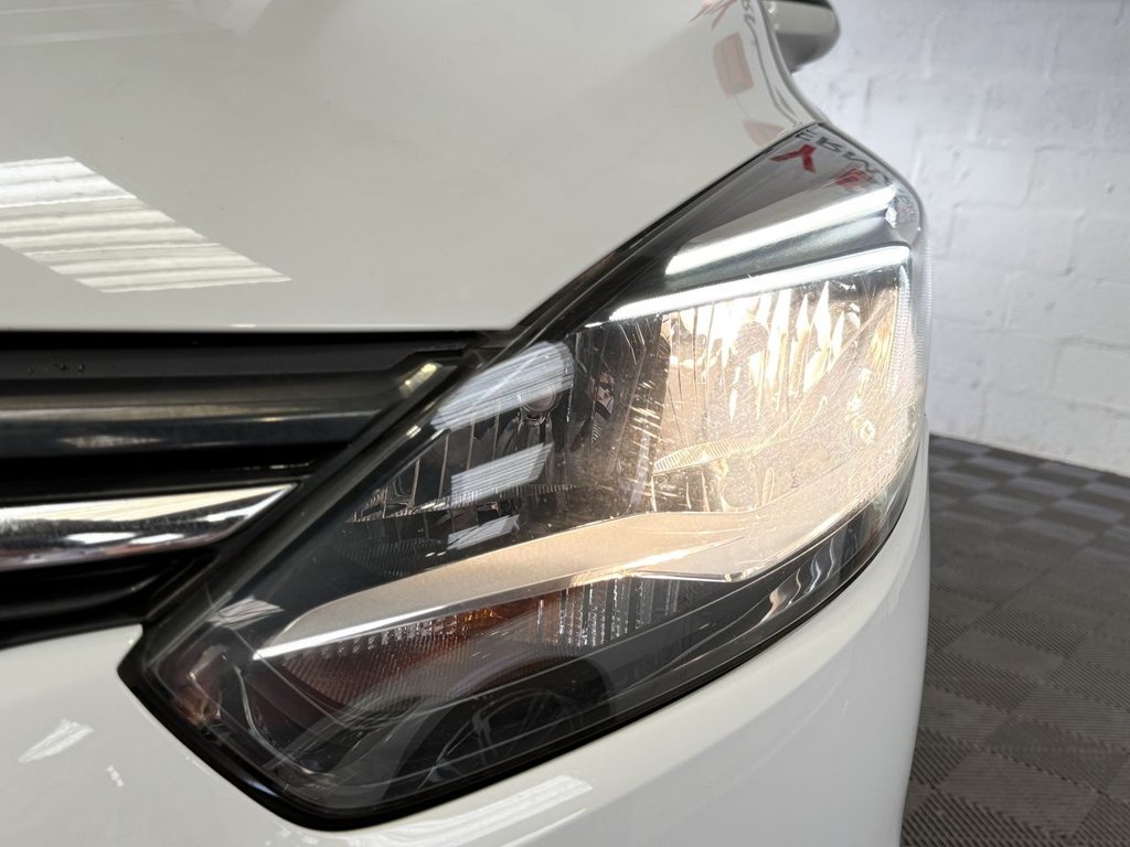 Used Vauxhall Zafira 2016 for sale - 77499517: Photo 22