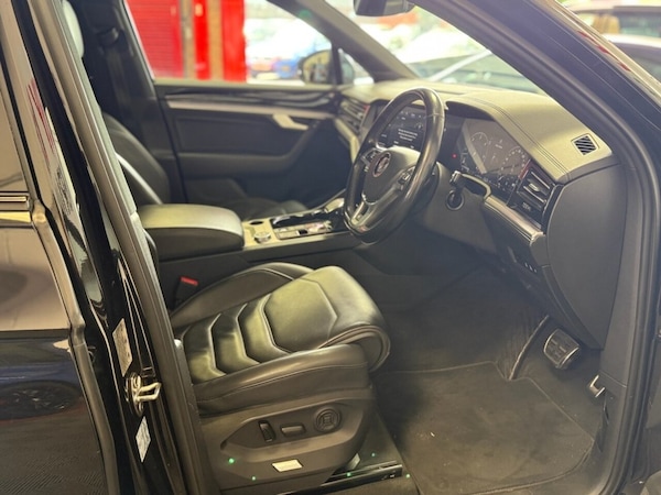 Used Volkswagen Touareg 2019 for sale - 75560013: Photo 31