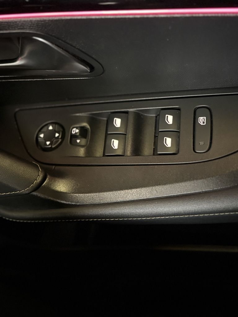 Used Peugeot E-2008 2020 for sale - 77703997: Photo 36