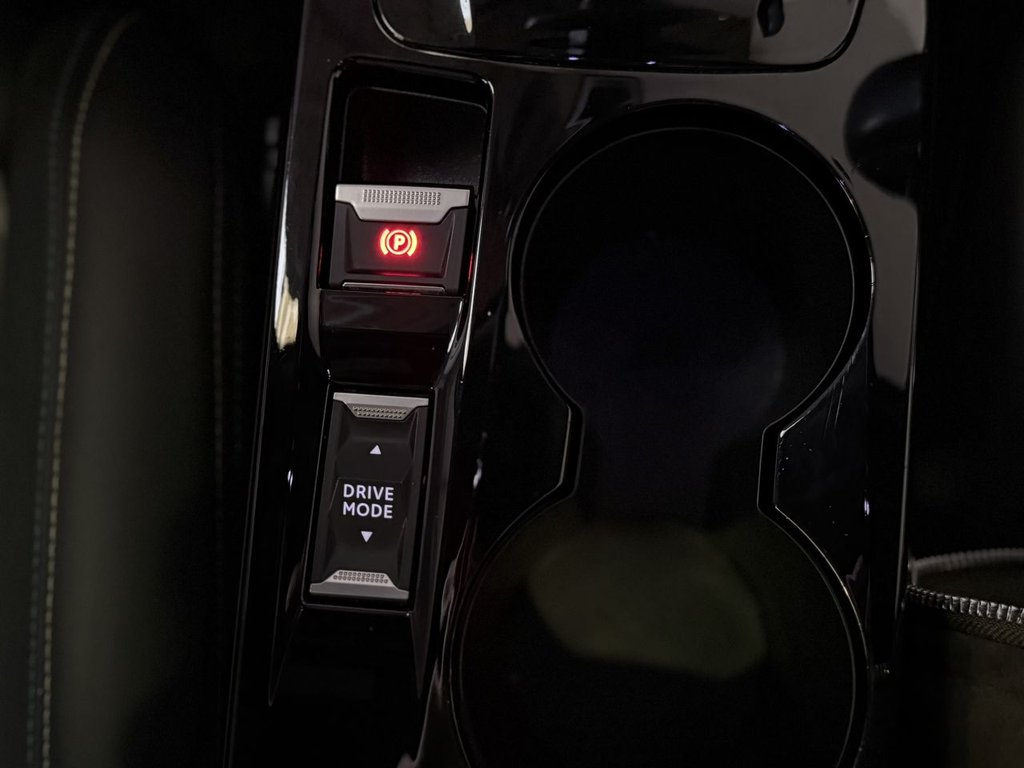 Used Peugeot E-2008 2020 for sale - 77703997: Photo 42