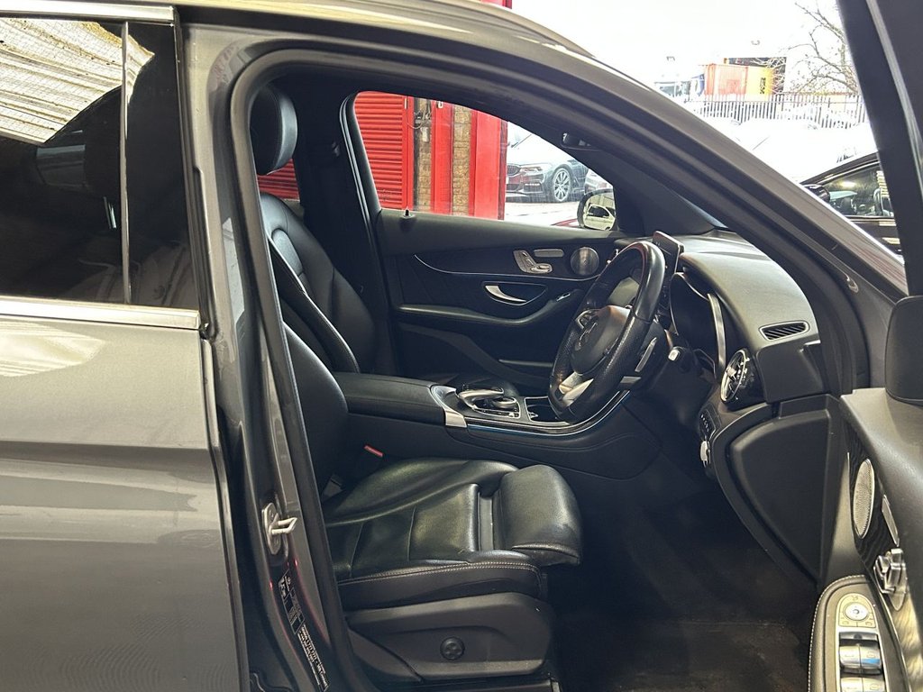 Used Mercedes-Benz GLC 2016 for sale - 77452015: Photo 32