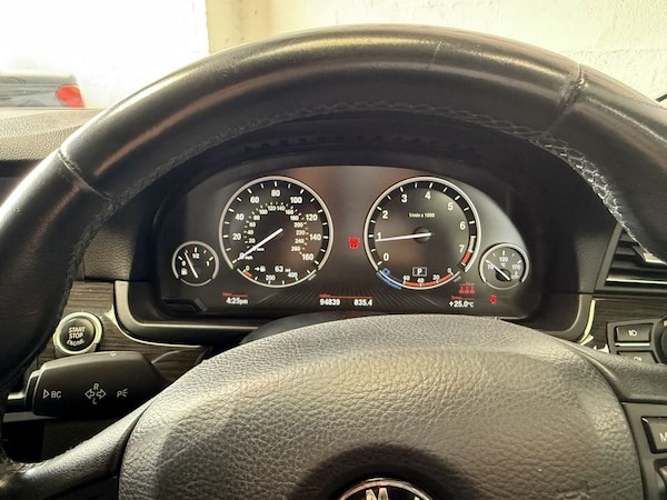 Used BMW 5 Series 2014 for sale - 75528115: Photo 32