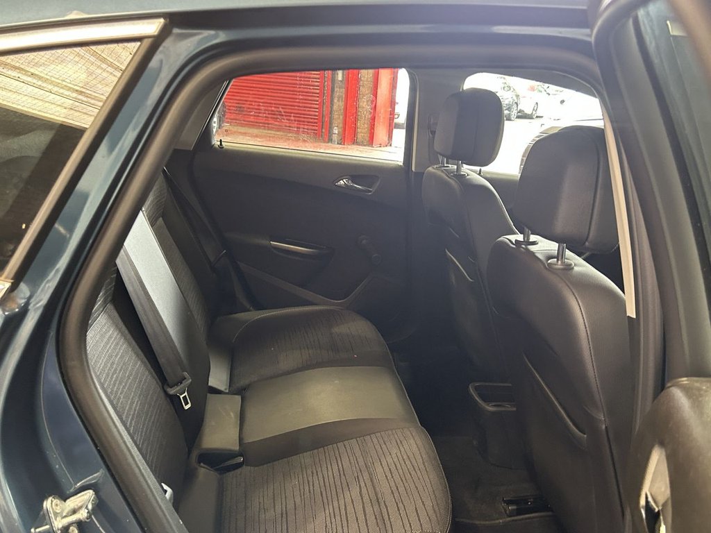 Used Vauxhall Astra 2015 for sale - 76178431: Photo 43