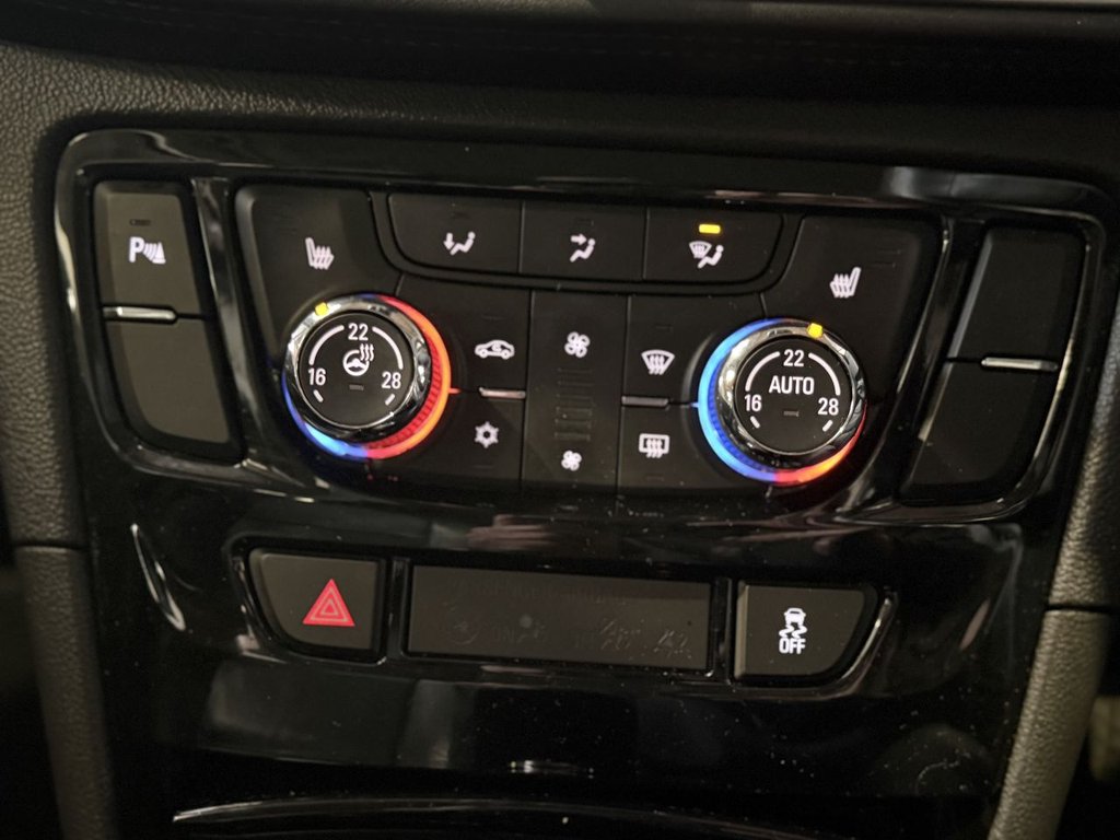 Used Vauxhall Mokka X 2017 for sale - 76527189: Photo 44