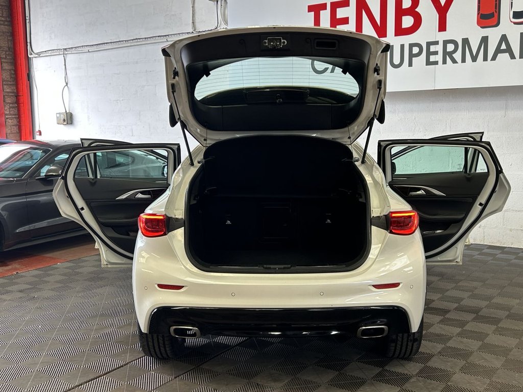 Used Infiniti Q30 2016 for sale - 77621364: Photo 15