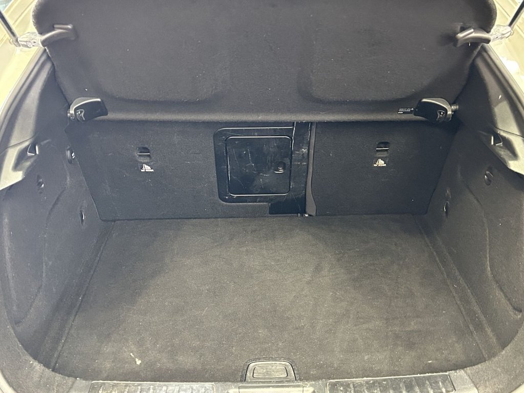 Used Infiniti Q30 2016 for sale - 77621364: Photo 17