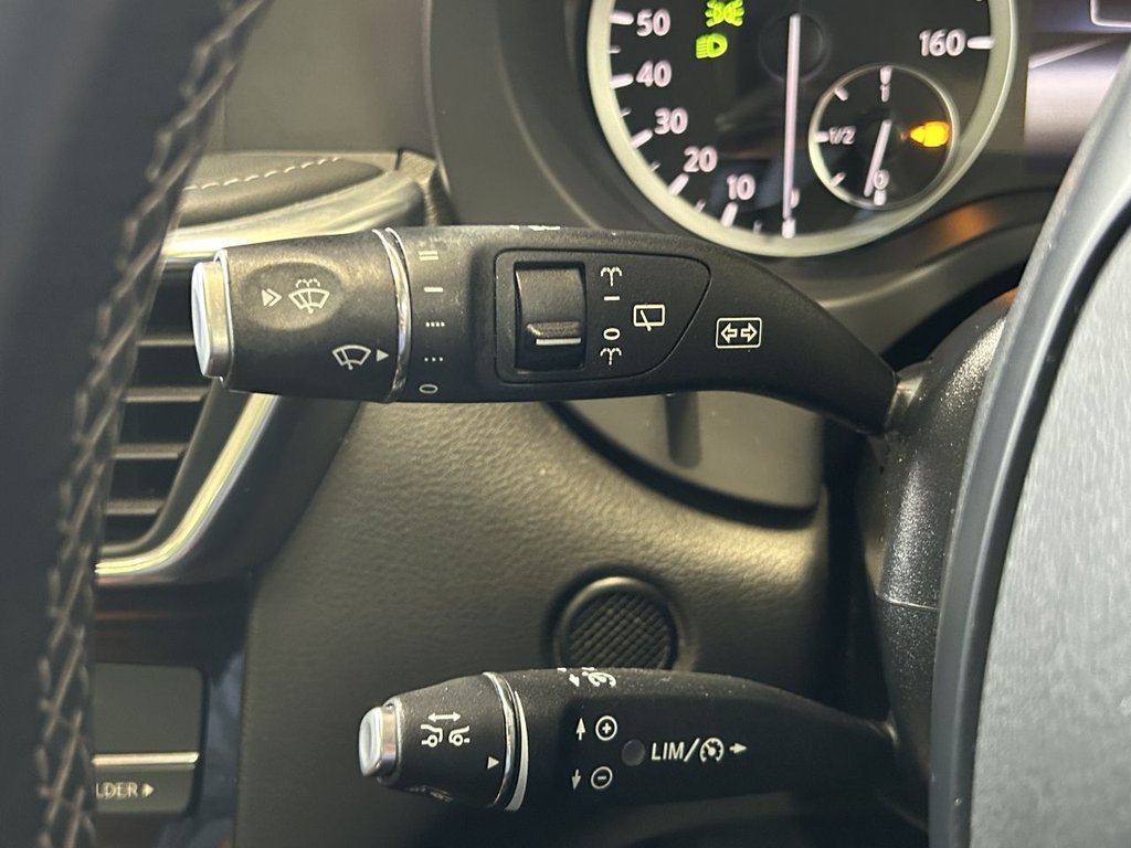 Used Infiniti Q30 2016 for sale - 77621364: Photo 36