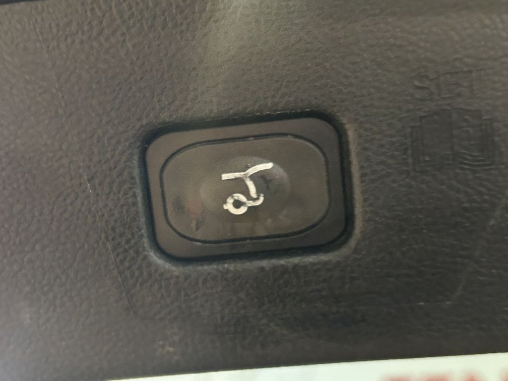 Used Ford Edge 2018 for sale - 76848303: Photo 18