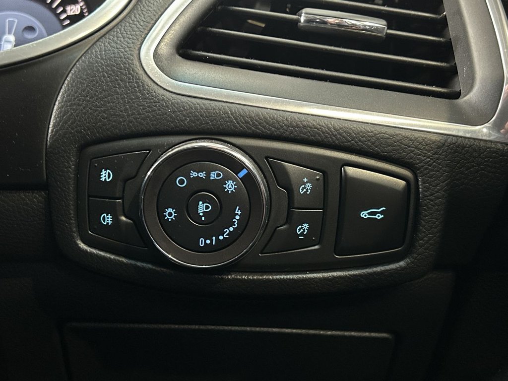 Used Ford Edge 2018 for sale - 76665515: Photo 48