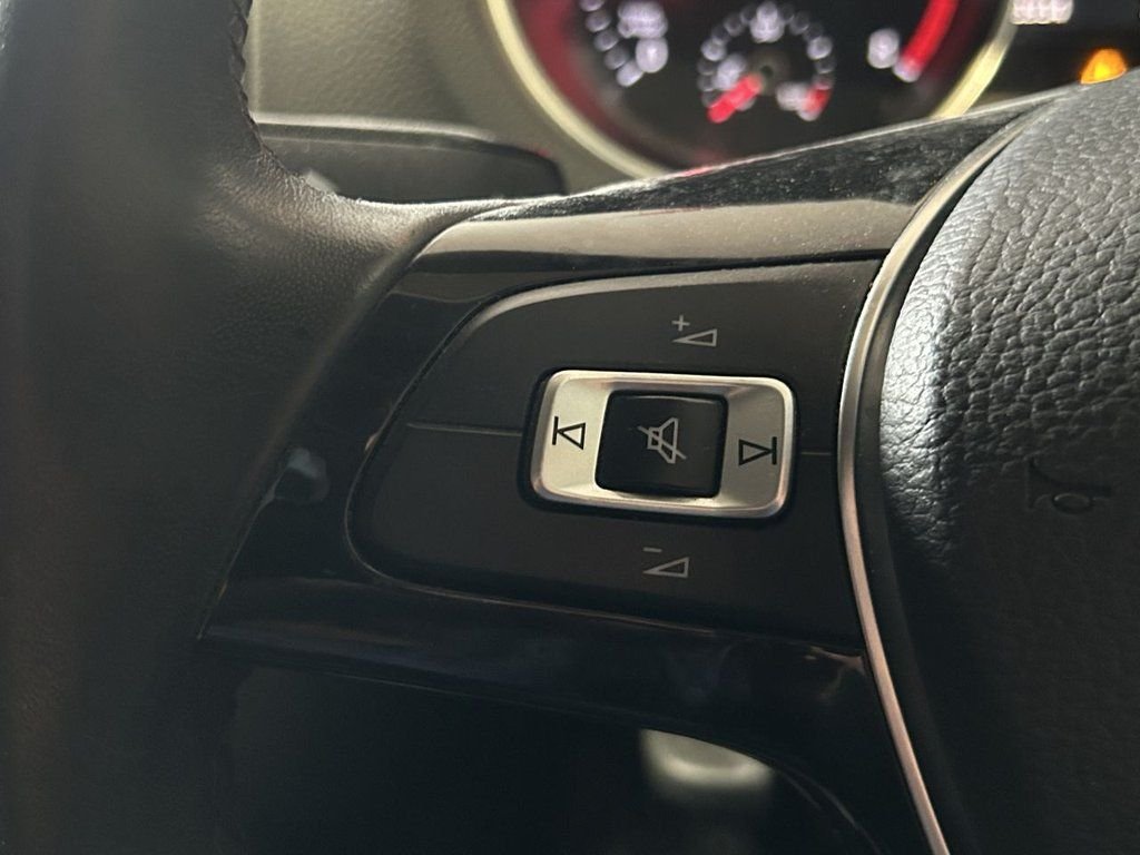 Used Volkswagen Polo 2014 for sale - 77422693: Photo 32