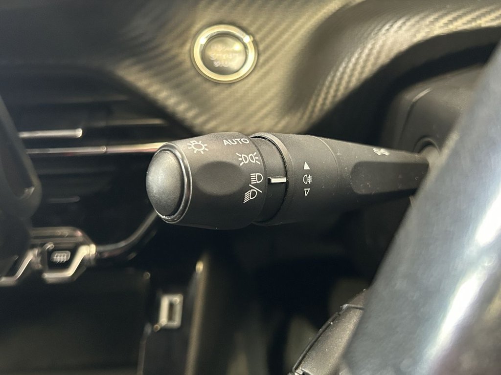 Used Peugeot 2008 2021 for sale - 77557788: Photo 37