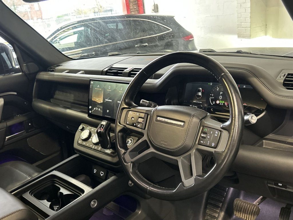 Used Land Rover Defender 2021 for sale - 77065060: Photo 14