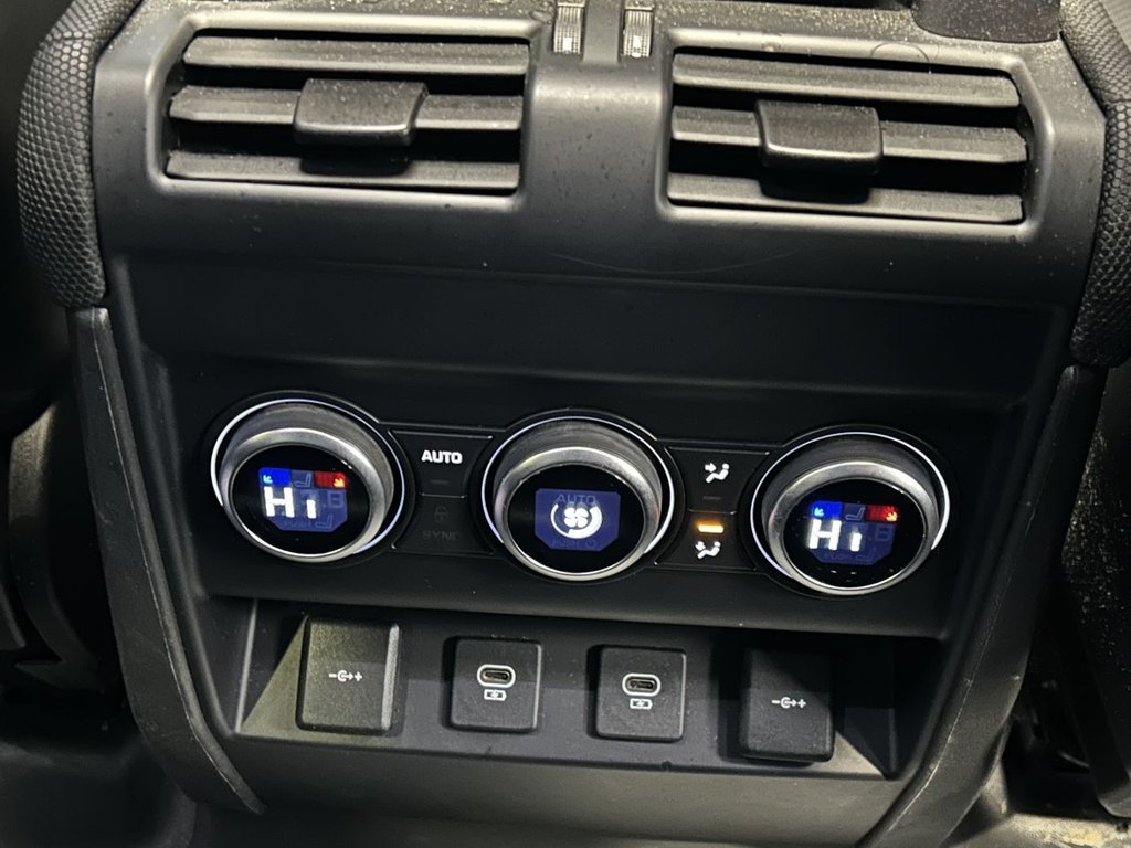 Used Land Rover Defender 2021 for sale - 77065060: Photo 17