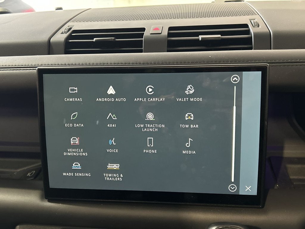 Used Land Rover Defender 2021 for sale - 77065060: Photo 26