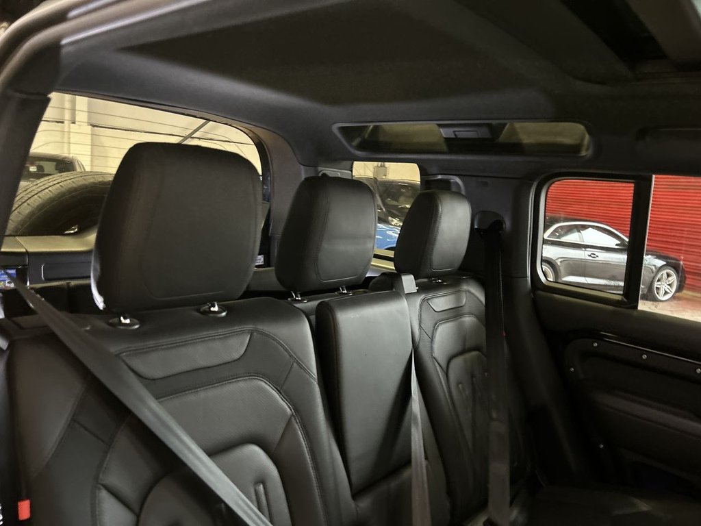 Used Land Rover Defender 2021 for sale - 77065060: Photo 40