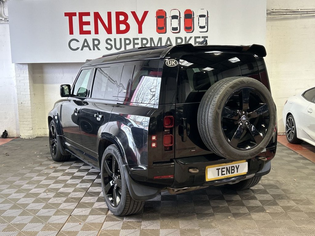 Used Land Rover Defender 2021 for sale - 77065060: Photo 7