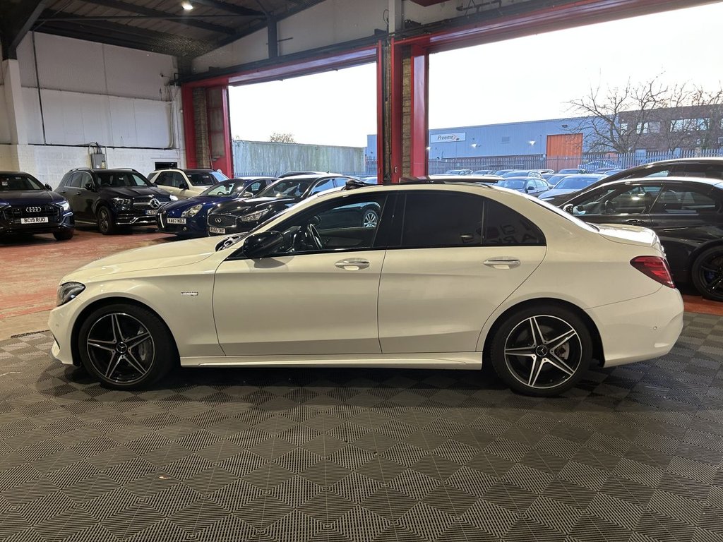 Used Mercedes-Benz C Class 2018 for sale - 77355848: Photo 6