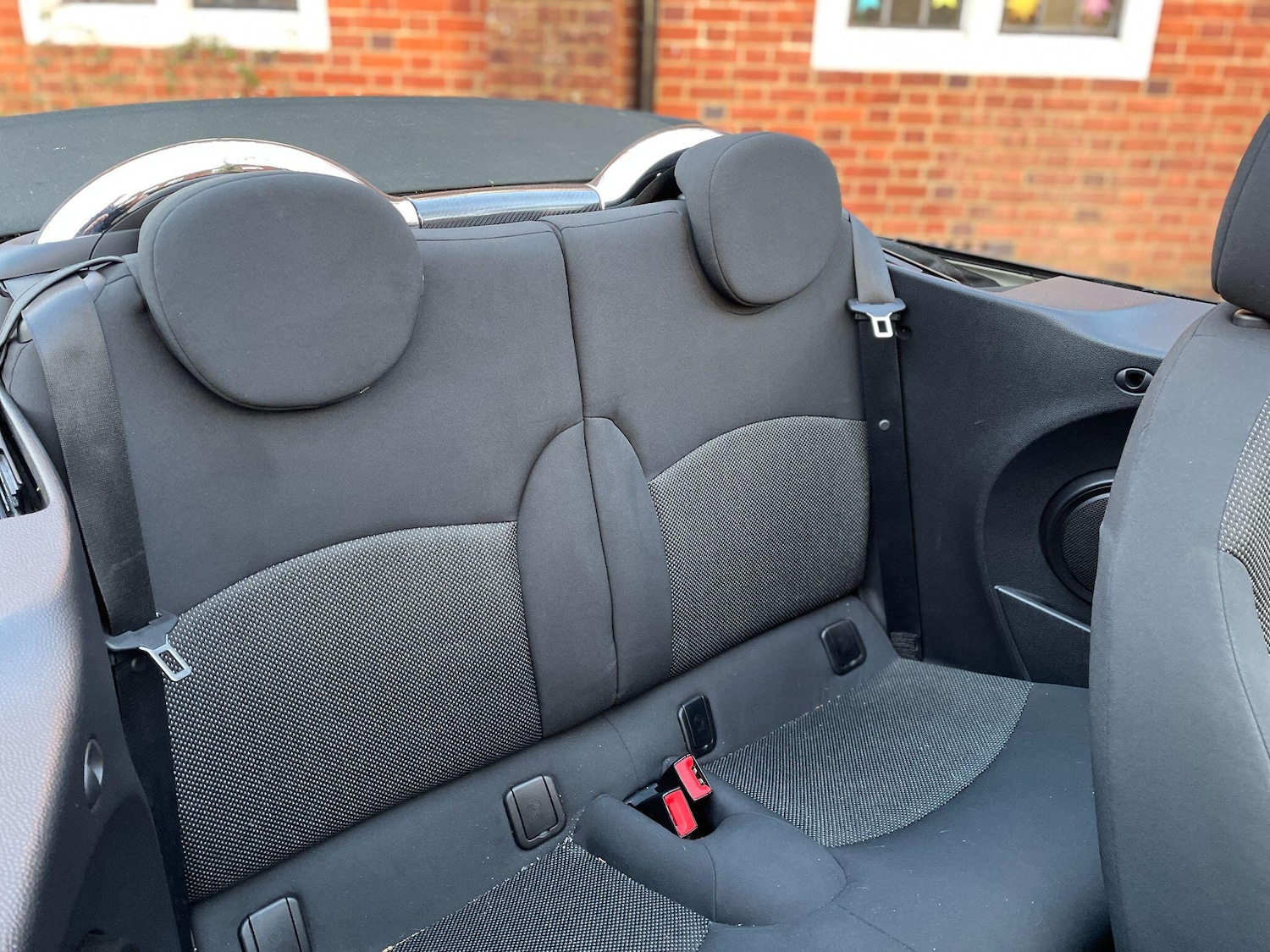 Used MINI Convertible 2009 for sale - 76952785: Photo 11