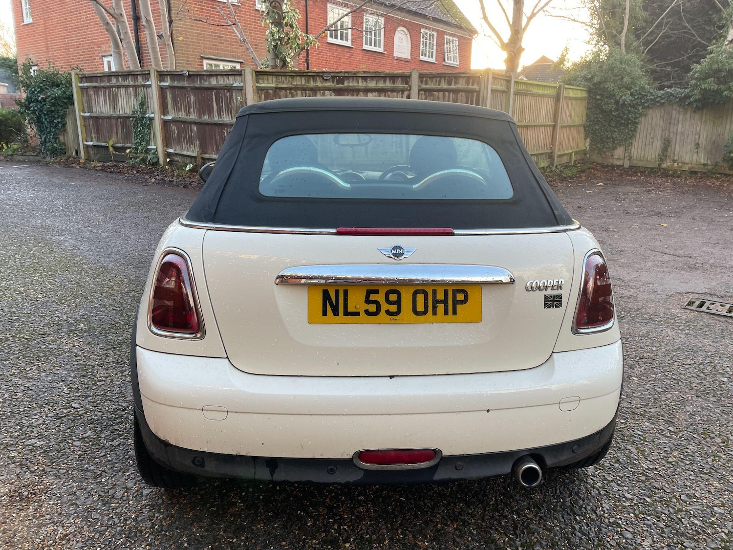 Used MINI Convertible 2009 for sale - 76952785: Photo 20