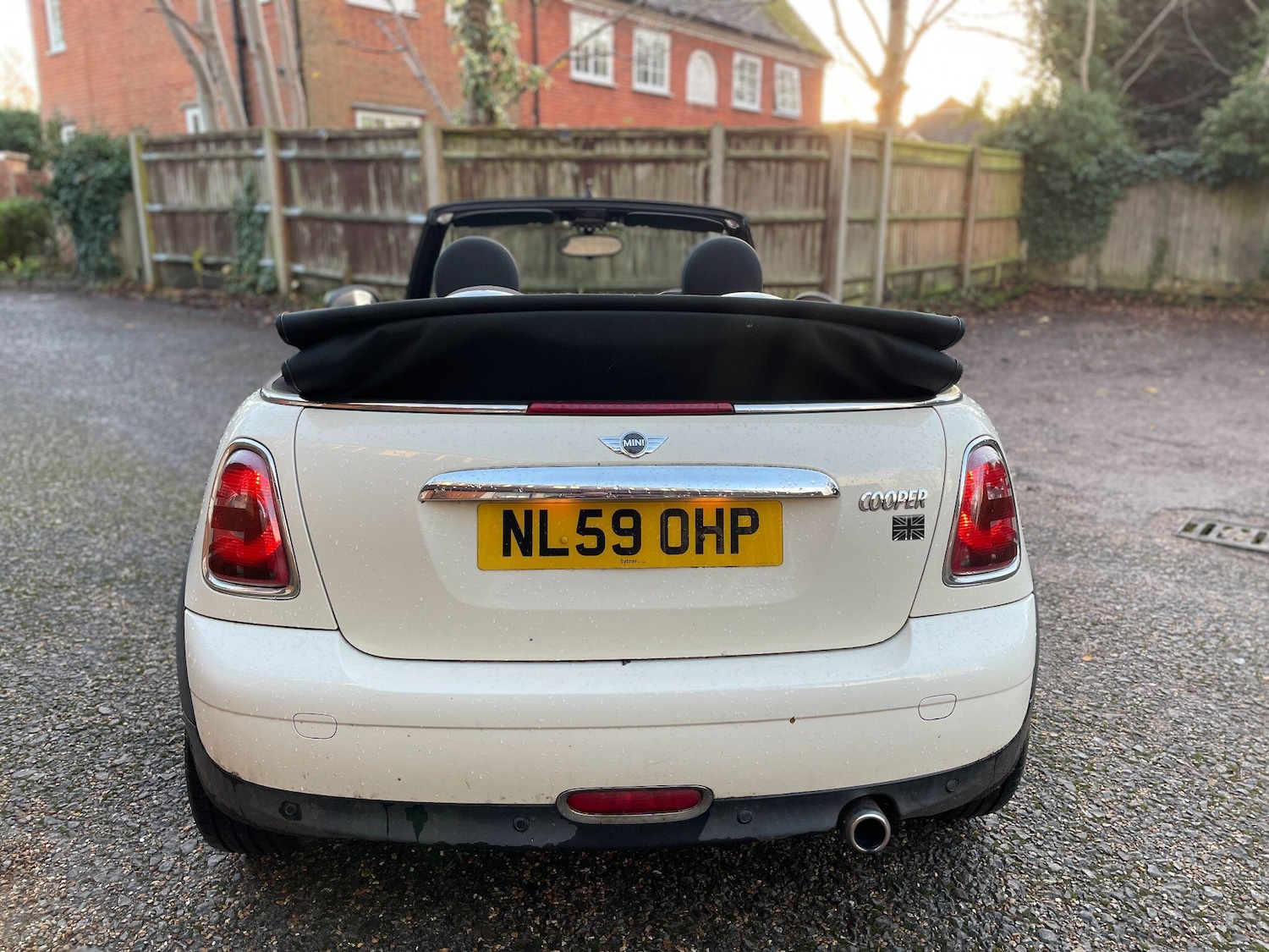 Used MINI Convertible 2009 for sale - 76952785: Photo 26