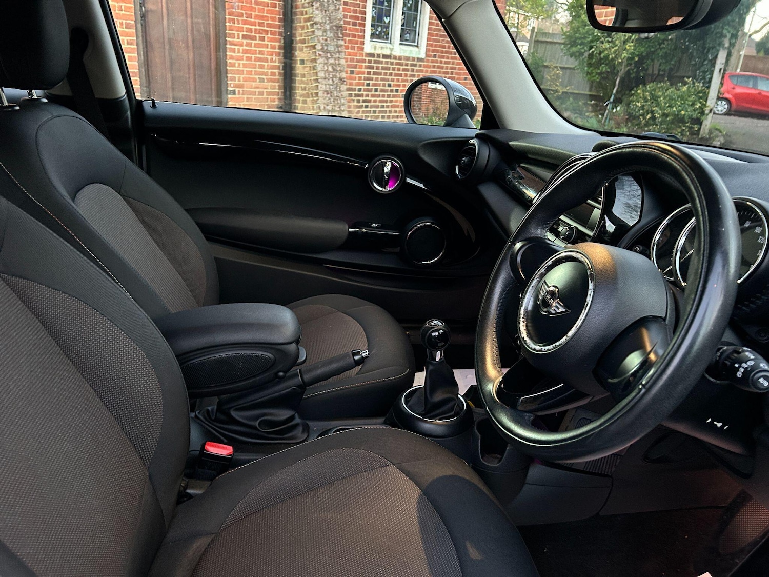 Used MINI Hatch 2015 for sale - 76913611: Photo 2