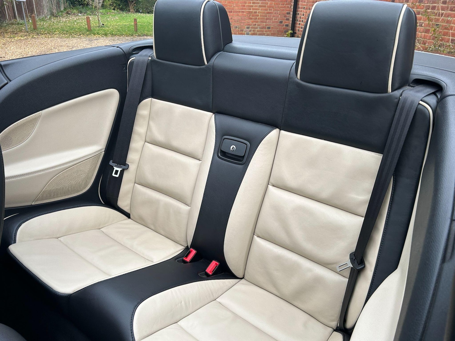 Used Volkswagen EOS 2010 for sale - 76866311: Photo 13