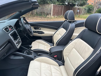 Used Volkswagen EOS 2010 for sale - 76866311: Photo