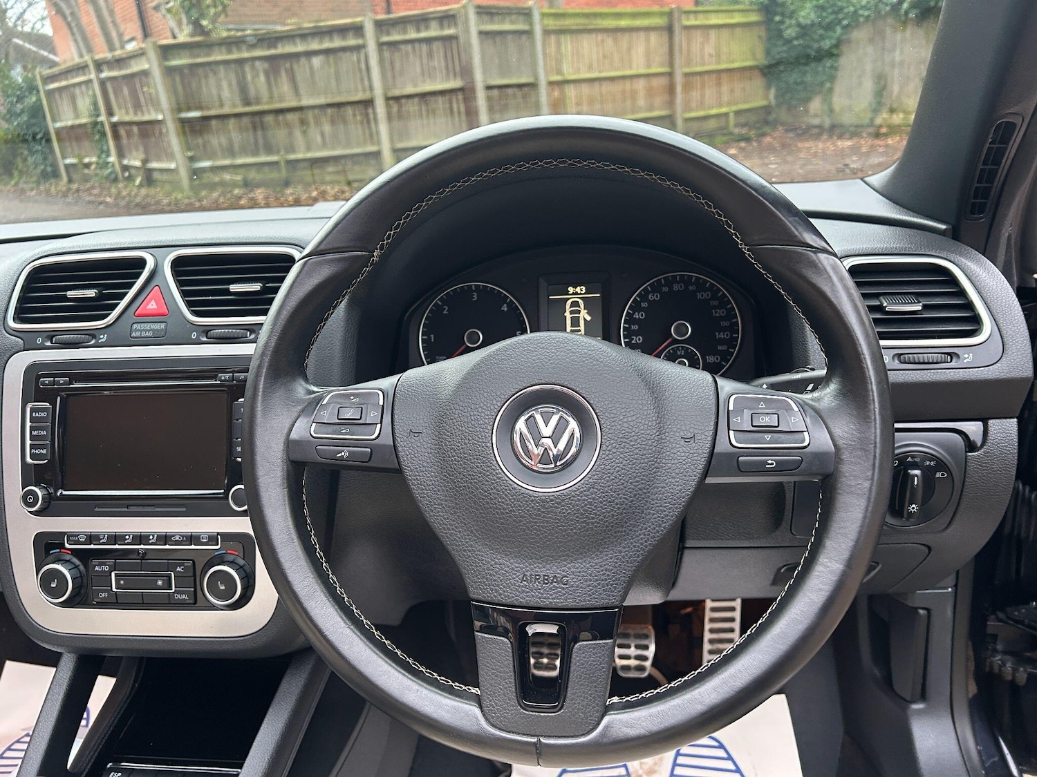 Used Volkswagen EOS 2010 for sale - 76866311: Photo 6