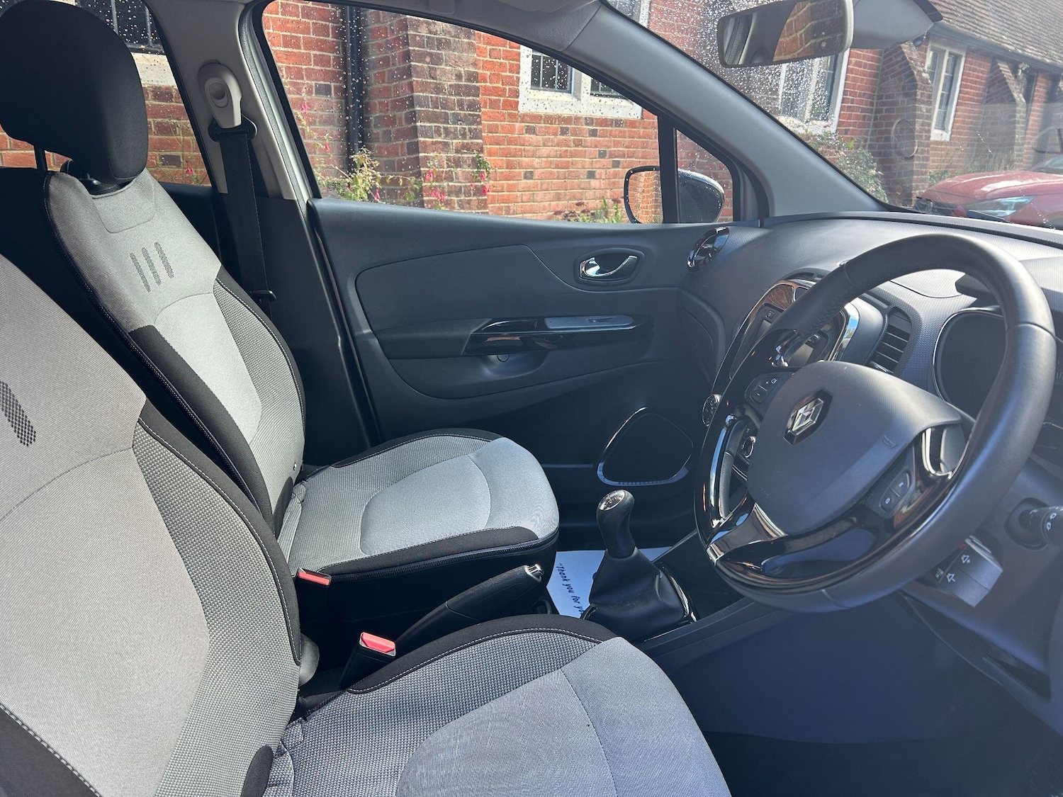 Used Renault Captur 2014 for sale - 76633768: Photo 2