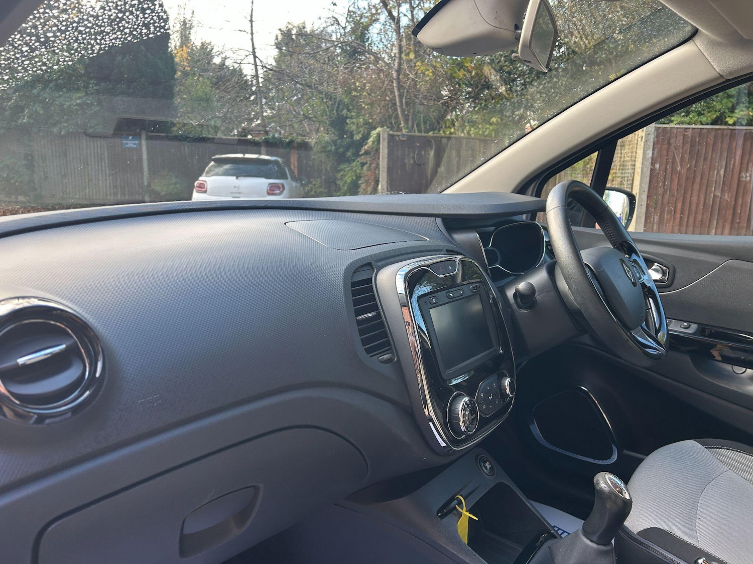 Used Renault Captur 2014 for sale - 76633768: Photo 3