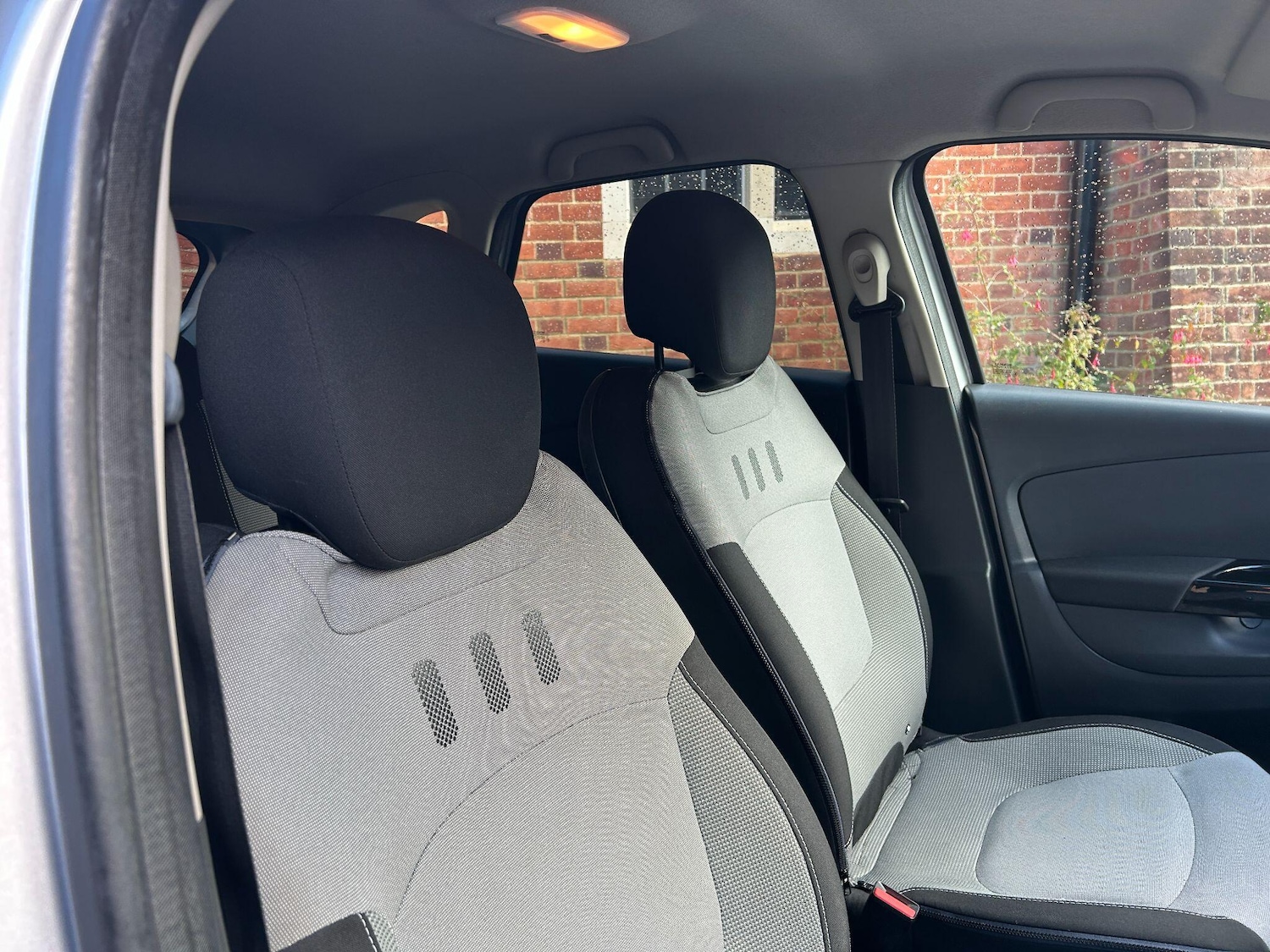 Used Renault Captur 2014 for sale - 76633768: Photo 6