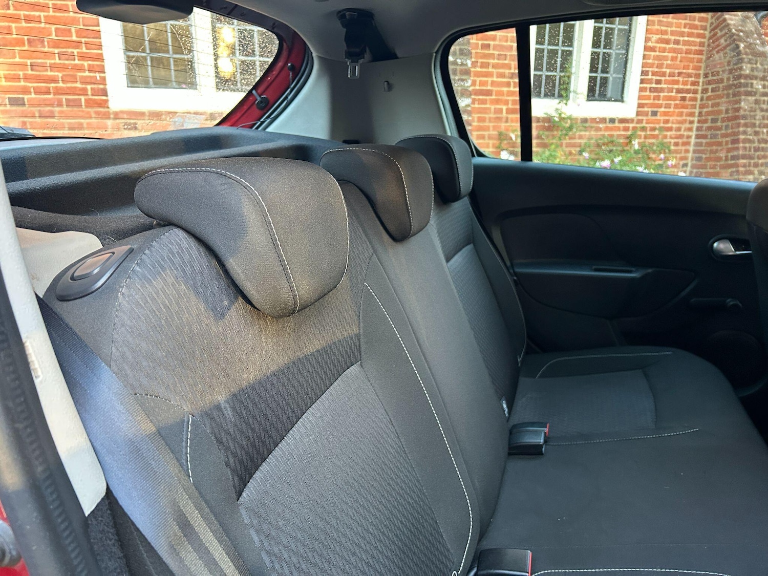 Used Dacia Sandero for sale - 77040902: Photo 10