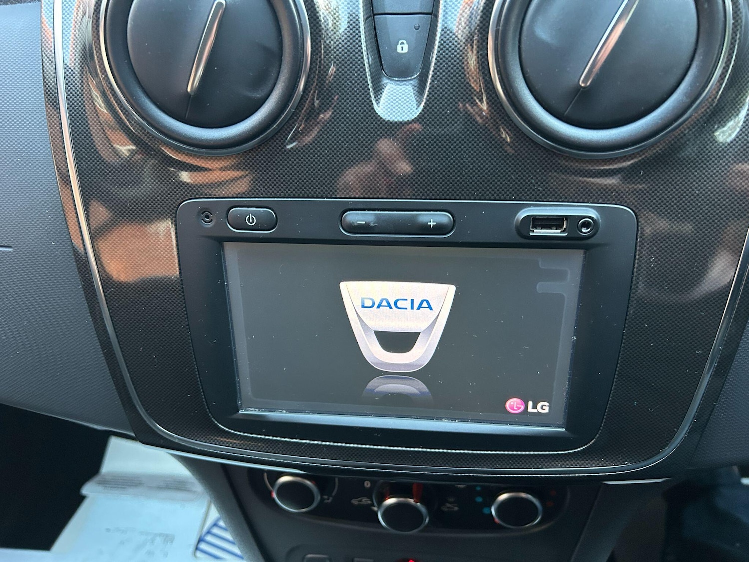 Used Dacia Sandero for sale - 77040902: Photo 12