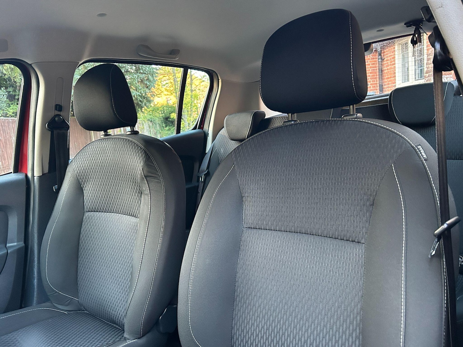 Used Dacia Sandero for sale - 77040902: Photo 7