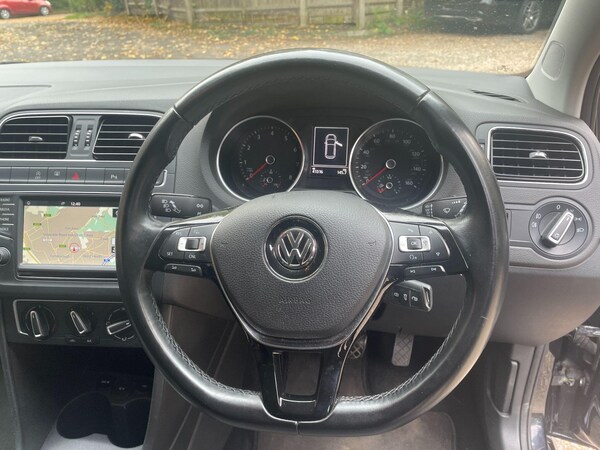 Used Volkswagen Polo 2016 for sale - 76294816: Photo 5