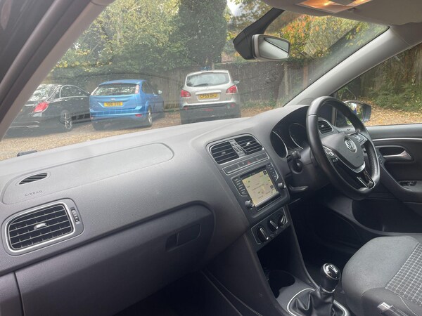 Used Volkswagen Polo 2016 for sale - 76294816: Photo 6