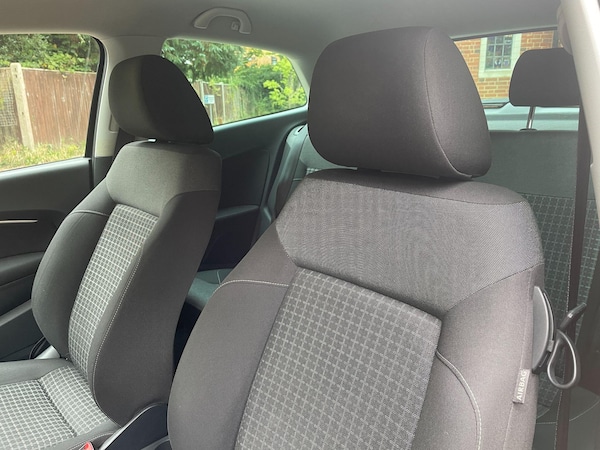 Used Volkswagen Polo 2016 for sale - 76294816: Photo 8