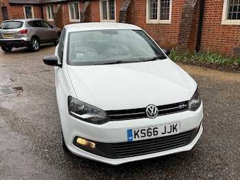 Used Volkswagen Polo 2016 for sale - 77174690: Photo