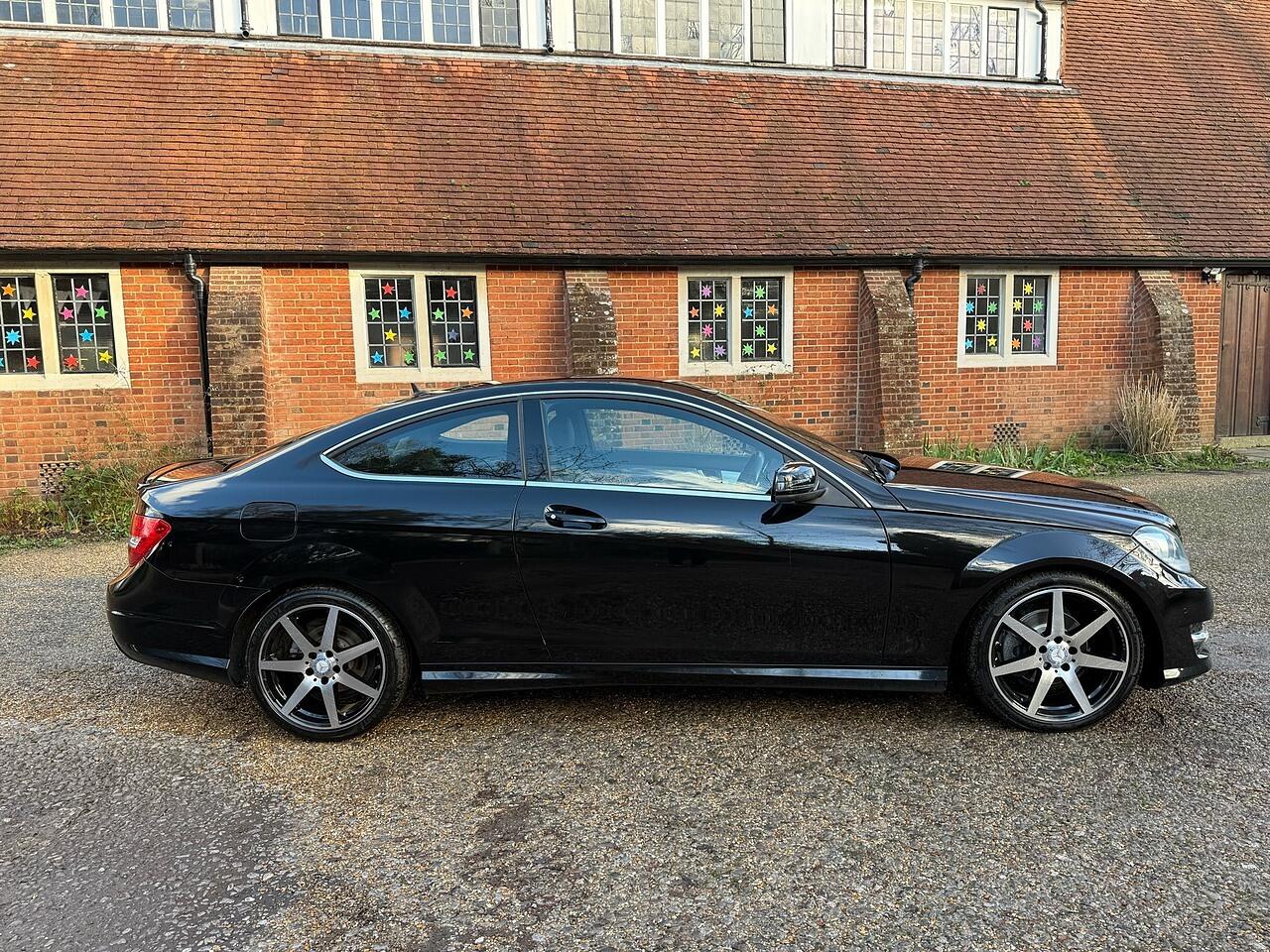 Used Mercedes-Benz C Class 2014 for sale - 77015921: Photo 19