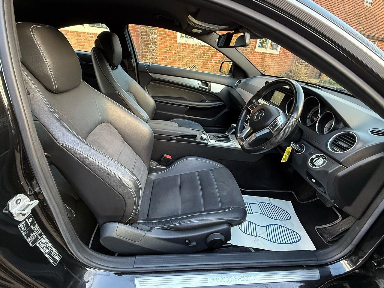 Used Mercedes-Benz C Class 2014 for sale - 77015921: Photo 23