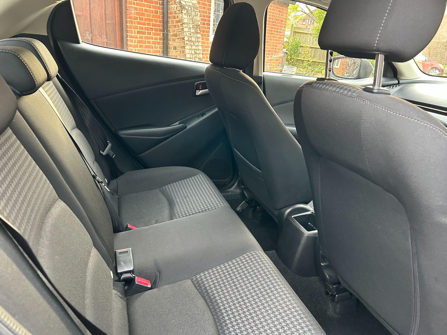 Used Mazda Mazda2 2019 for sale - 76865185: Photo 12