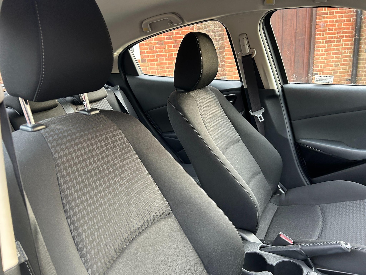 Used Mazda Mazda2 2019 for sale - 76865185: Photo 7