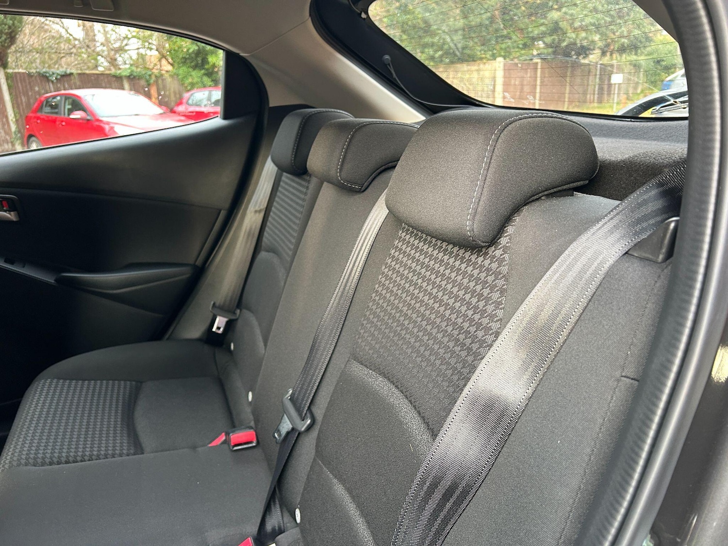 Used Mazda Mazda2 2019 for sale - 76865185: Photo 9