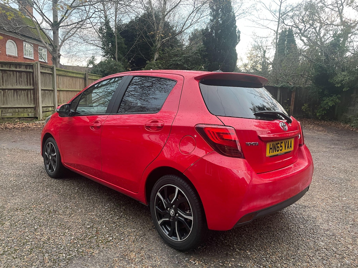 Used Toyota Yaris 2015 for sale - 76991352: Photo 18