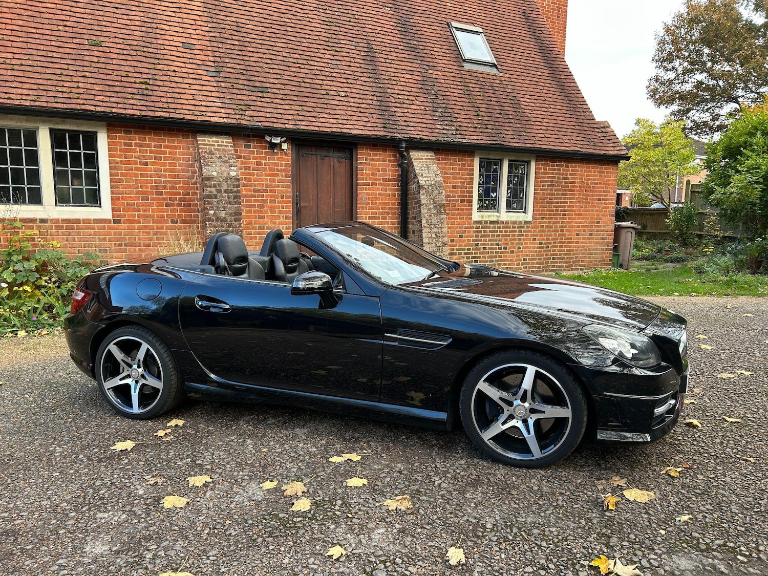 Used Mercedes-Benz SLK 2012 for sale - 76472725: Photo 1