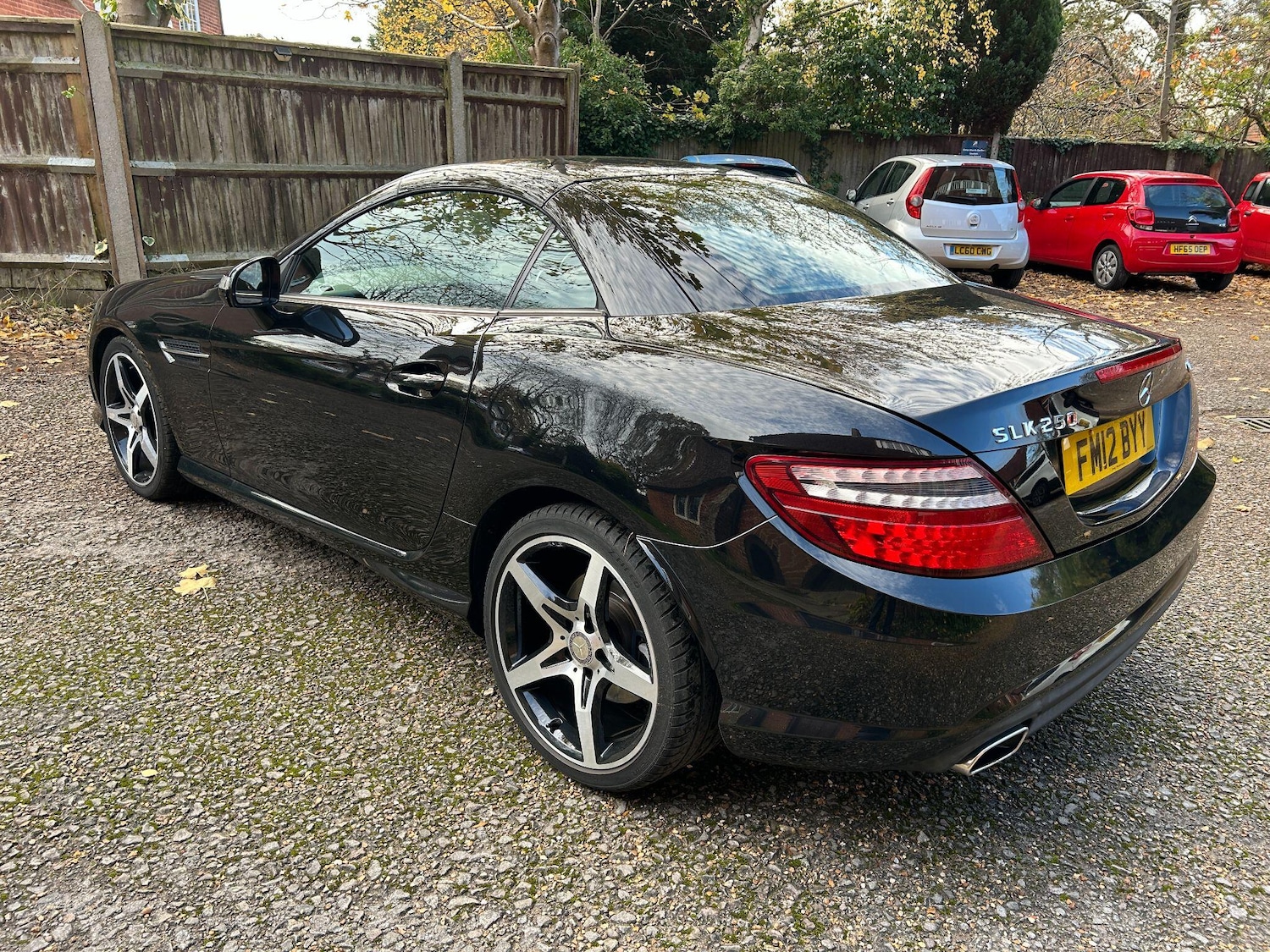 Used Mercedes-Benz SLK 2012 for sale - 76472725: Photo 16