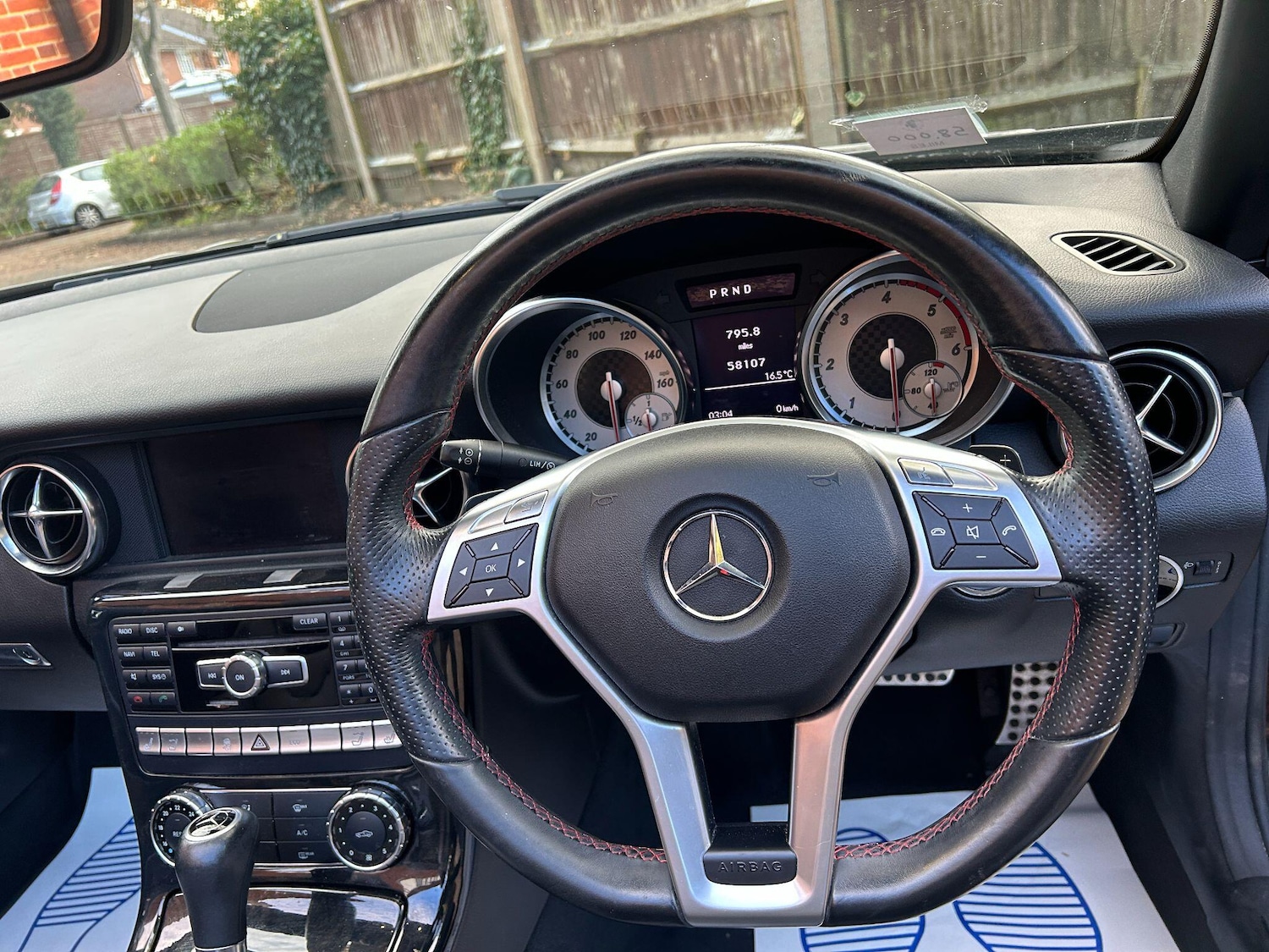 Used Mercedes-Benz SLK 2012 for sale - 76472725: Photo 6